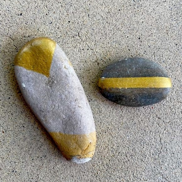 Hand Painted Gold Stone River Rocks - Picture 6 of 11
